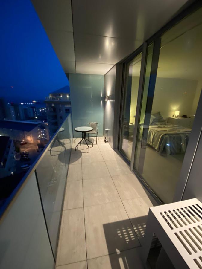 Ardwyn Studio Eurocity Apartments ジブラルタル エクステリア 写真